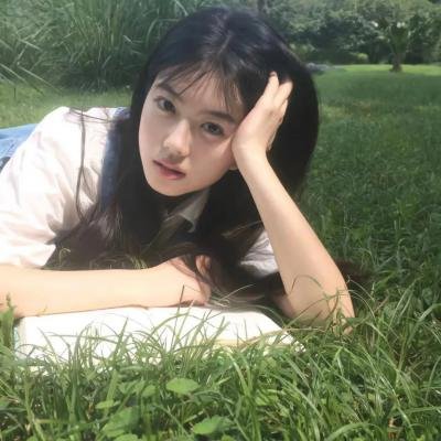 出水红莲